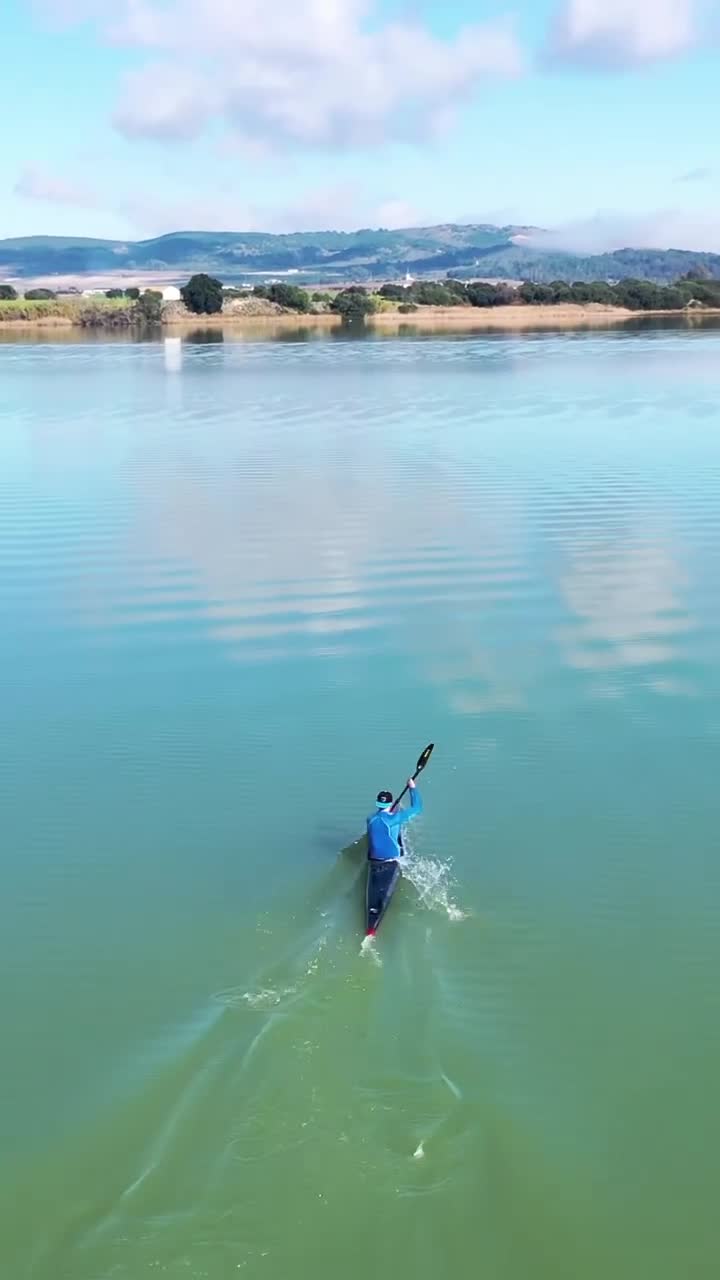 Kayak training across the calm lake at Arcos de la Frontera